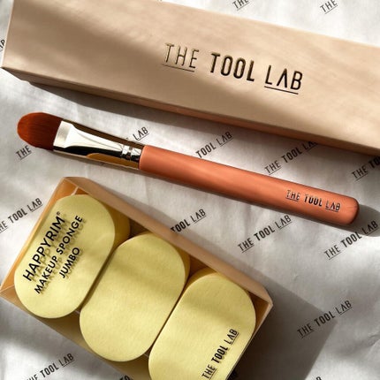 THE TOOL LAB  ハプリム メイクアップスポンジ ジャンボのクチコミ「
#thetoollab 様から11/1に発売されたばかりの
ブラシとスポンジをご紹介します.....」(1枚目)