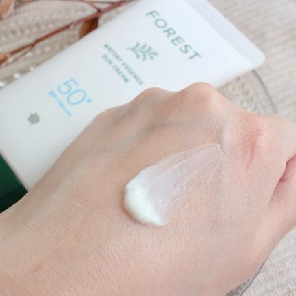 あんりさ on LIPS 「.GREENFINGERFORESTウォータリーエッセンスUV..」(5枚目)