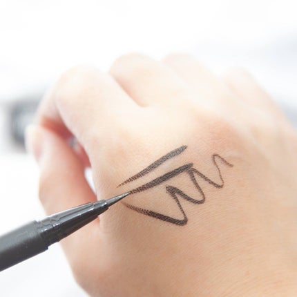 スーパープルーフフィッテイングブラシアイライナー/COSNORI/ペンシルアイライナーを使ったクチコミ(3枚目)