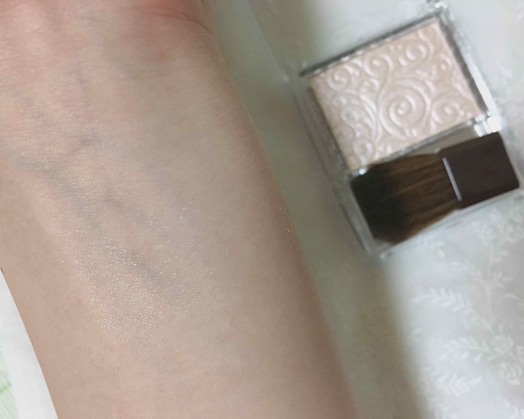 パールグロウハイライト/CEZANNE/パウダーハイライトを使ったクチコミ（2枚目）