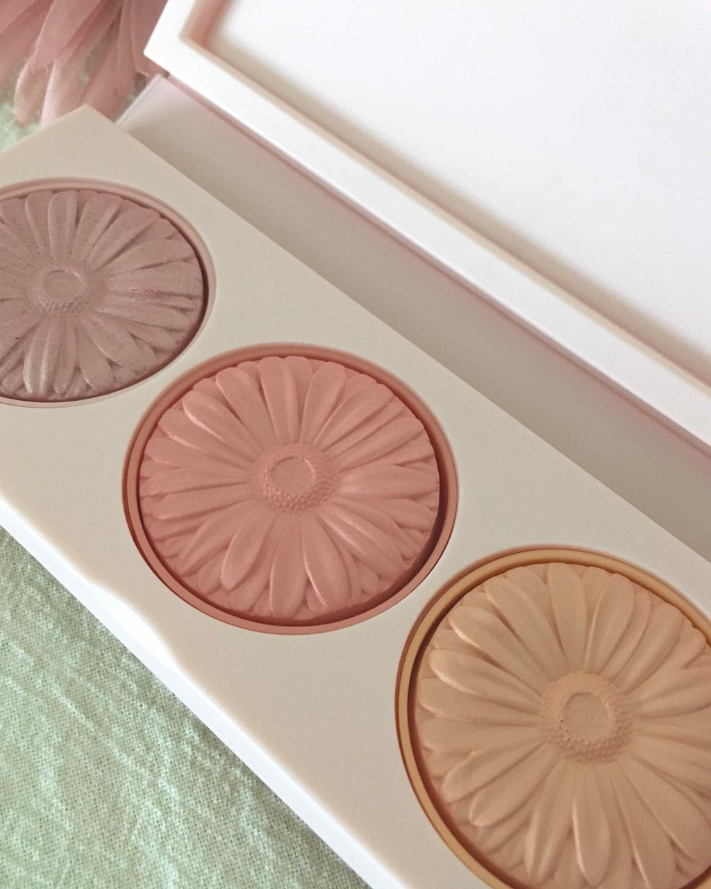 チーク ポップ/CLINIQUE/パウダーチークを使ったクチコミ（3枚目）