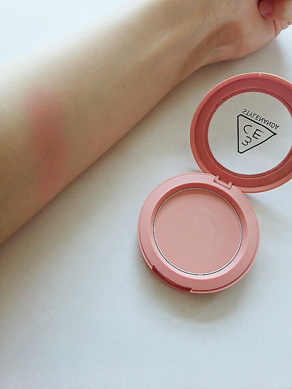 3CE フェイスブラッシュ モノピンク/3CE/パウダーチークを使ったクチコミ（1枚目）