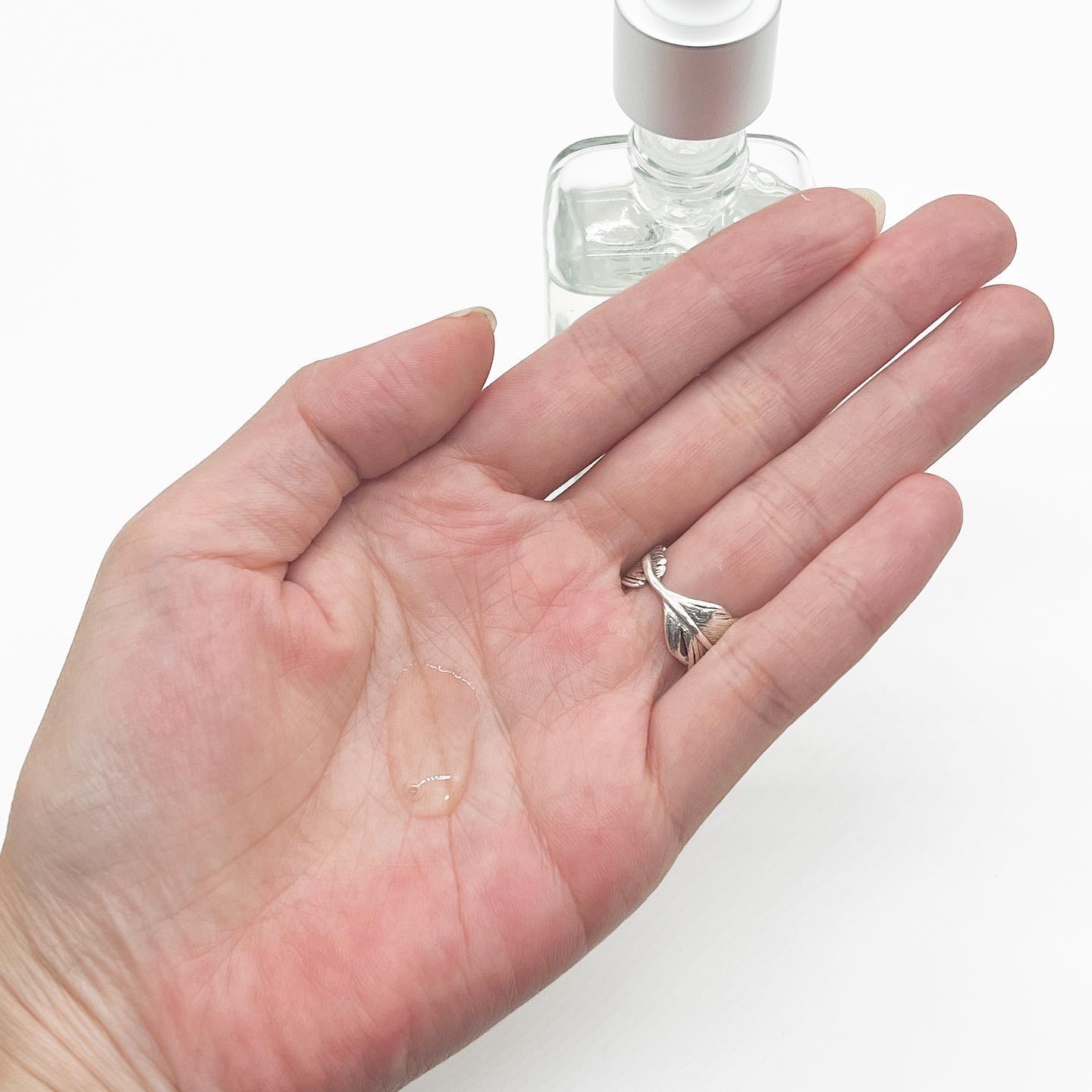 ナイアシンアミド5%ソリューションウィズアラント美容液/PETERANDLABS/美容液を使ったクチコミ（3枚目）