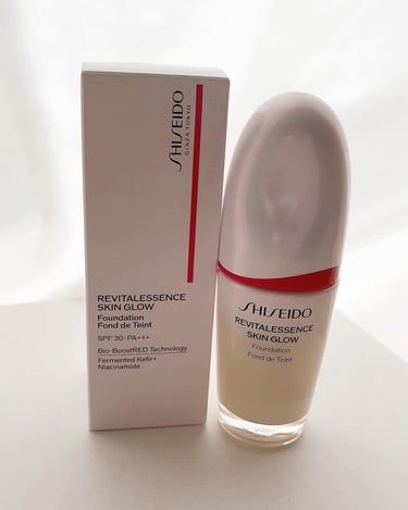 エッセンス スキングロウ ファンデーション 140 Porcelain/SHISEIDO/リキッドファンデーションを使ったクチコミ（1枚目）