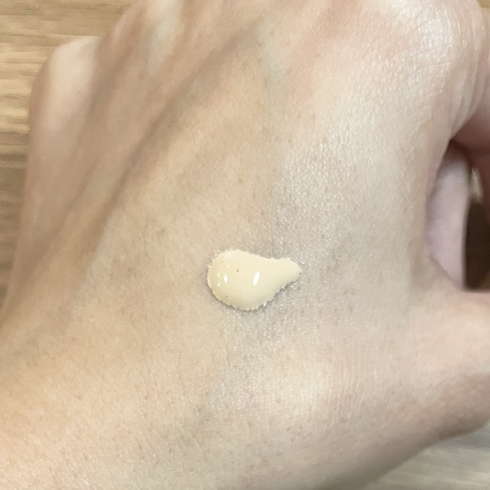 ゼン ウェア フルイド N26/DECORTÉ/リキッドファンデーションを使ったクチコミ（2枚目）