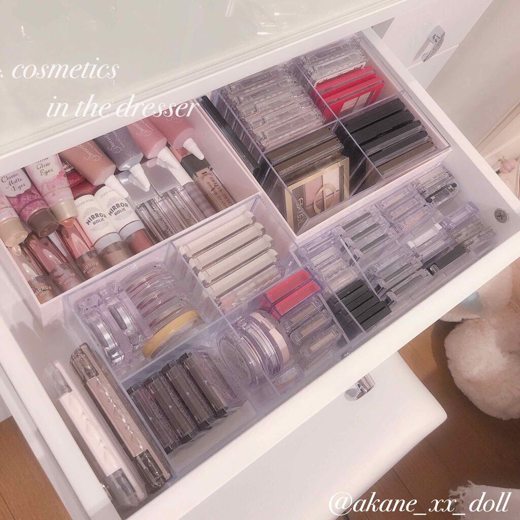 ❤︎Akane❤︎ on LIPS 「⛪️⛪️⛪️☑︎#コスメ収納🤍私のドレッサーの引き出しの中身で..」(1枚目)