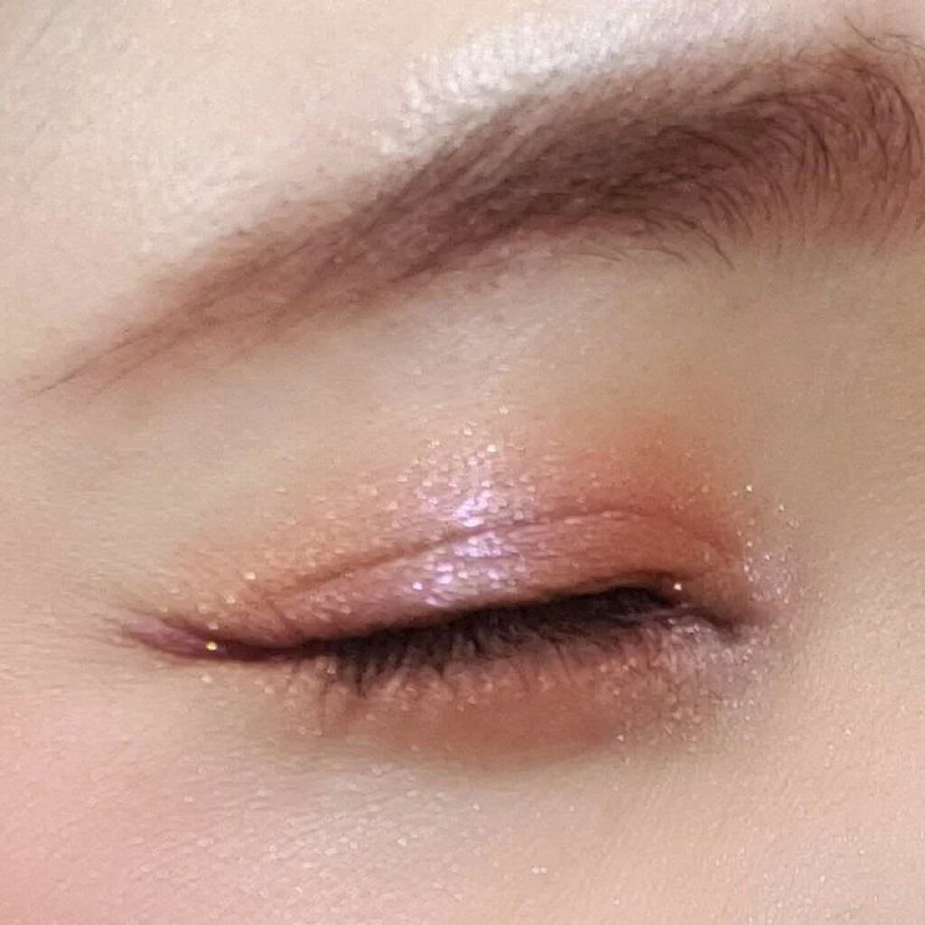 ハードワイヤードアイシャドー/NARS/単色アイシャドウを使ったクチコミ（3枚目）