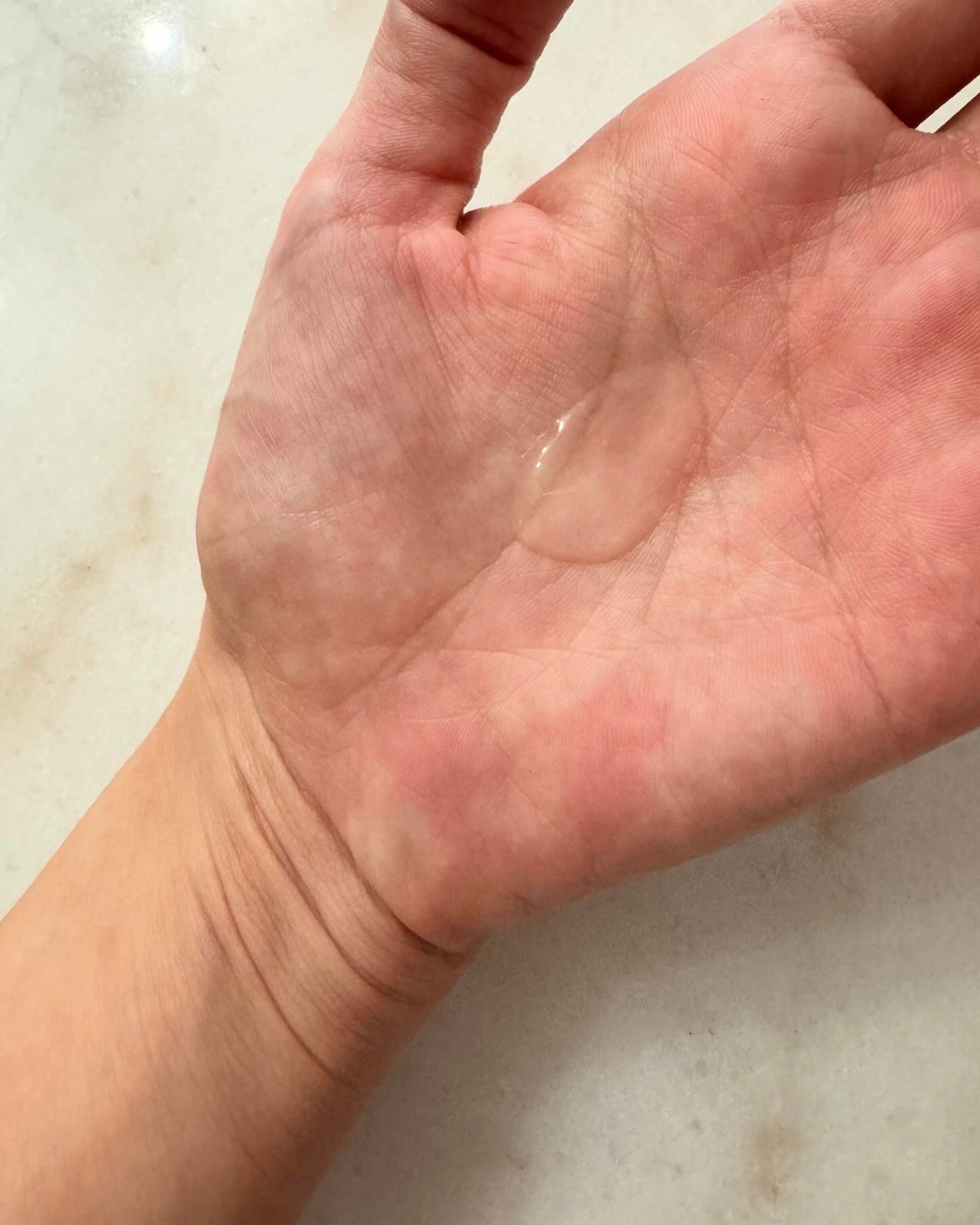 chi___cosme on LIPS 「リジュラン デュアルエフェクトアンプル大好きなインスタグラマー..」(2枚目)