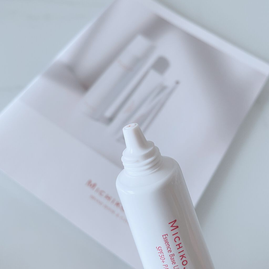エッセンスベースUVグロウ/MICHIKO.LIFE/化粧下地を使ったクチコミ（2枚目）