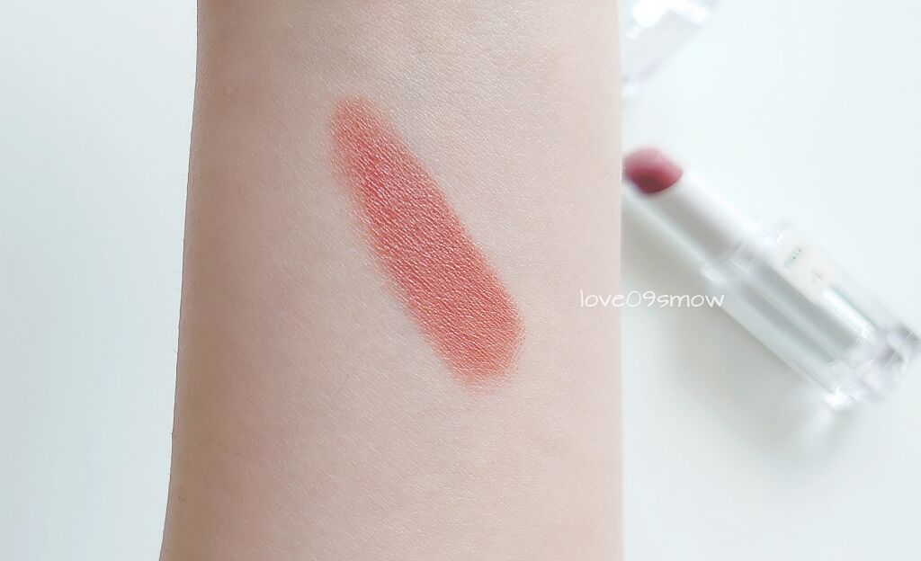 38℃/99℉ LIPSTICK  ＜YOU＞/UZU BY FLOWFUSHI/口紅を使ったクチコミ（2枚目）