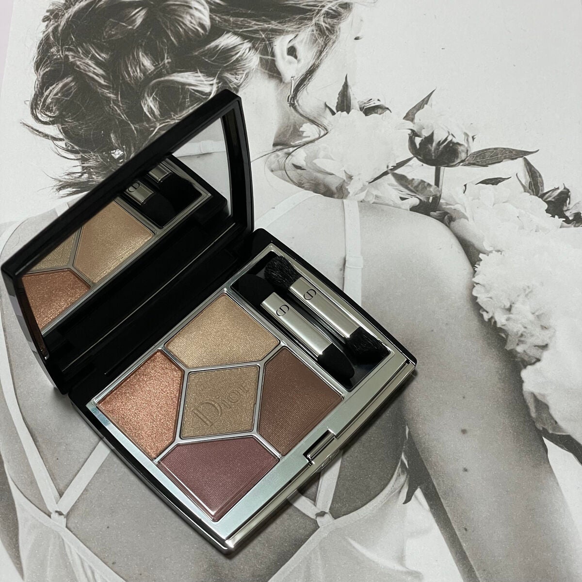 【旧】サンク クルール クチュール/Dior/アイシャドウパレットを使ったクチコミ(2枚目)