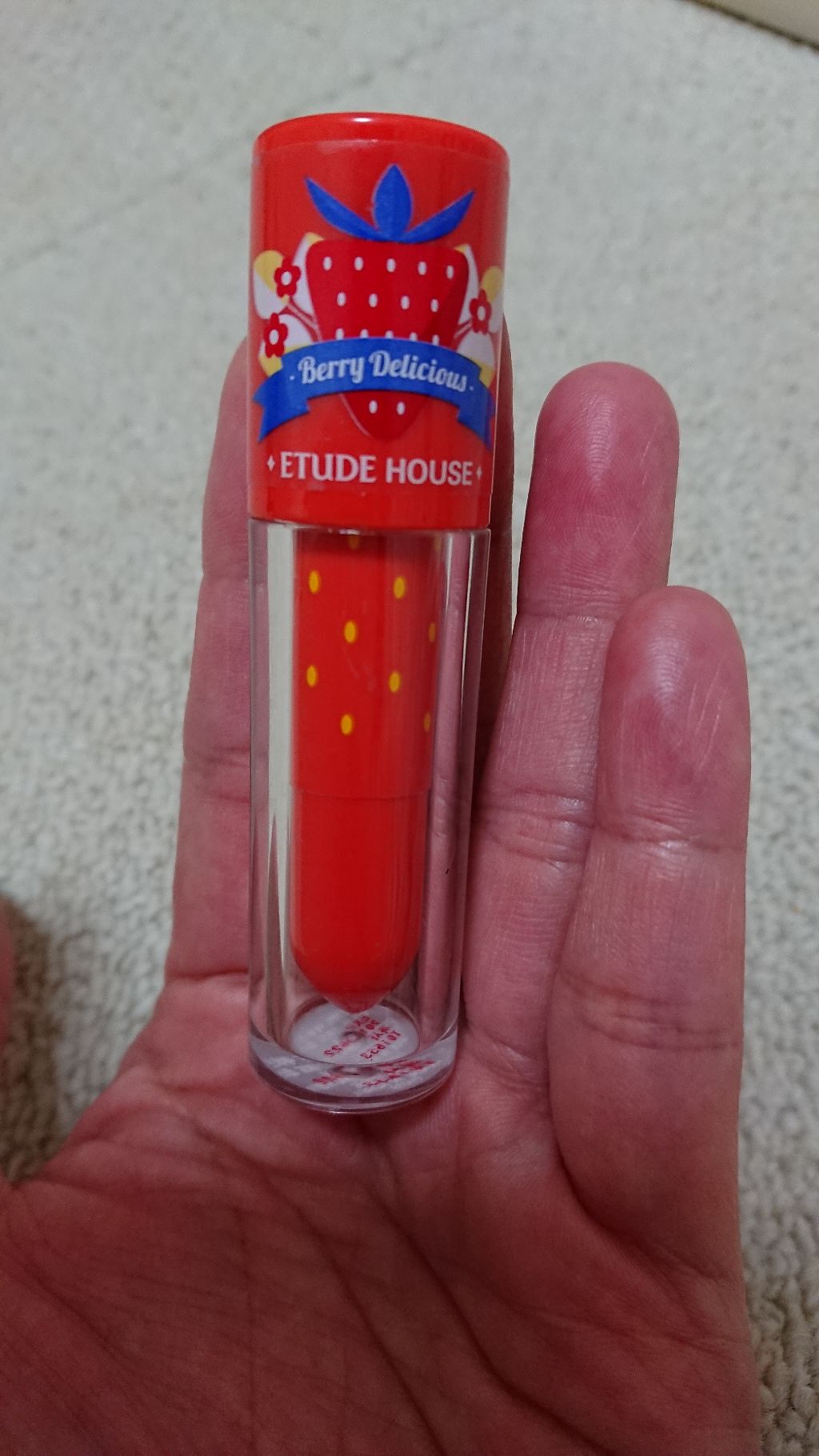 ベリーデリシャス カラーイン リキッドリップジューシー/ETUDE/口紅を使ったクチコミ(1枚目)