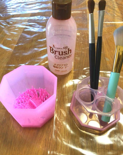 メイクブラシクリーナー/DAISO/その他化粧小物を使ったクチコミ(1枚目)