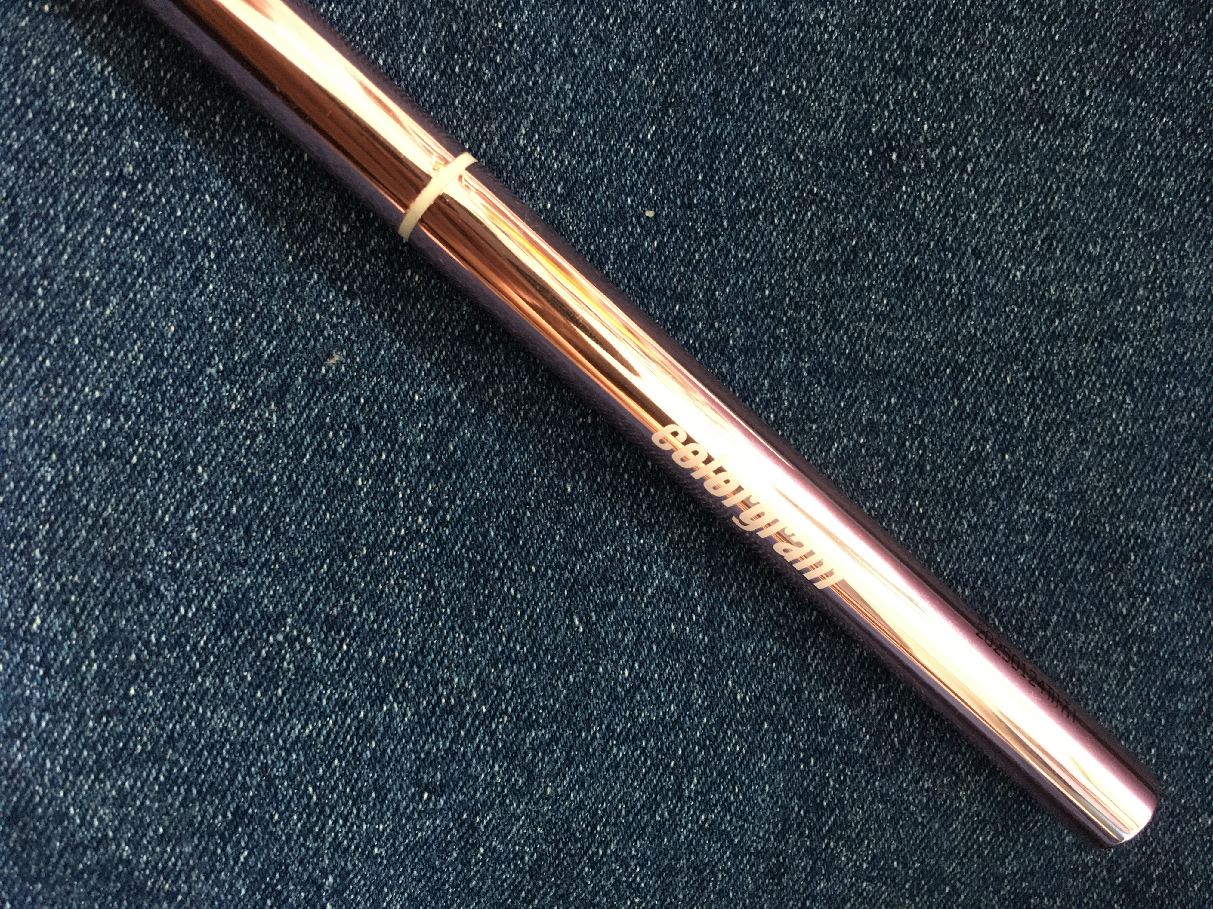 ミルクブリングリッターライナー/Colorgram/リキッドアイライナーを使ったクチコミ（1枚目）