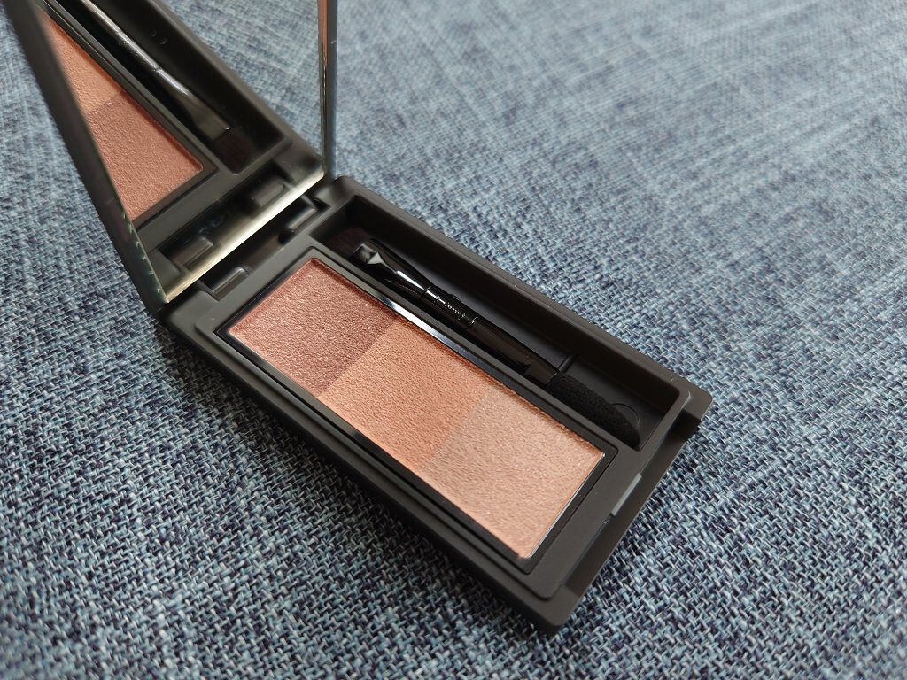 セルヴォーク インディケイトアイブロウパウダー/Celvoke/パウダーアイブロウを使ったクチコミ（2枚目）