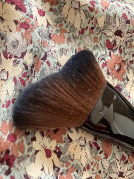 グロウパウダー ブラシ/ローラ メルシエ/メイクブラシを使ったクチコミ(2枚目)