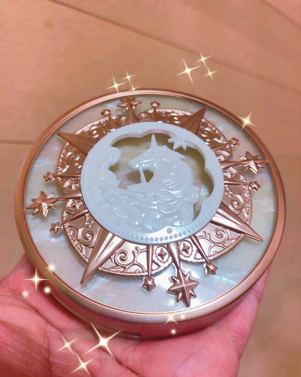 ユニコーンシリーズ チークブラッシュ #カフェラテ/FlowerKnows/パウダーチークを使ったクチコミ（1枚目）