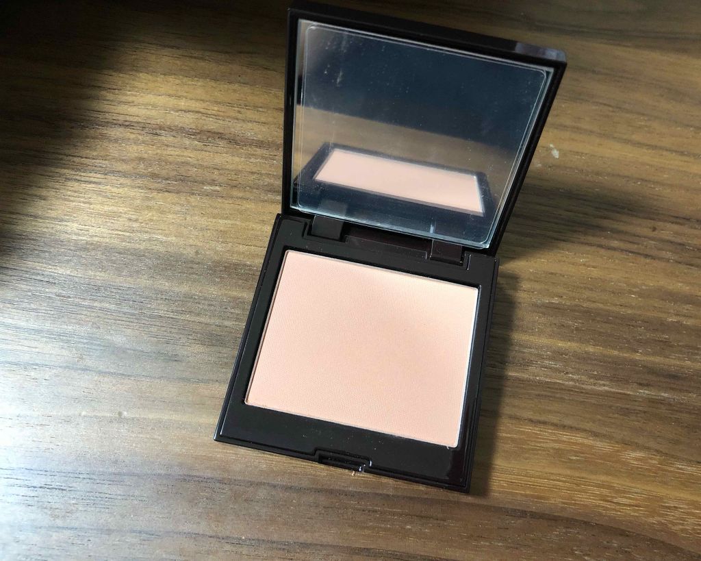 ブラッシュ カラー インフュージョン 03 ポメグラニット/ローラ メルシエ/パウダーチークを使ったクチコミ（1枚目）