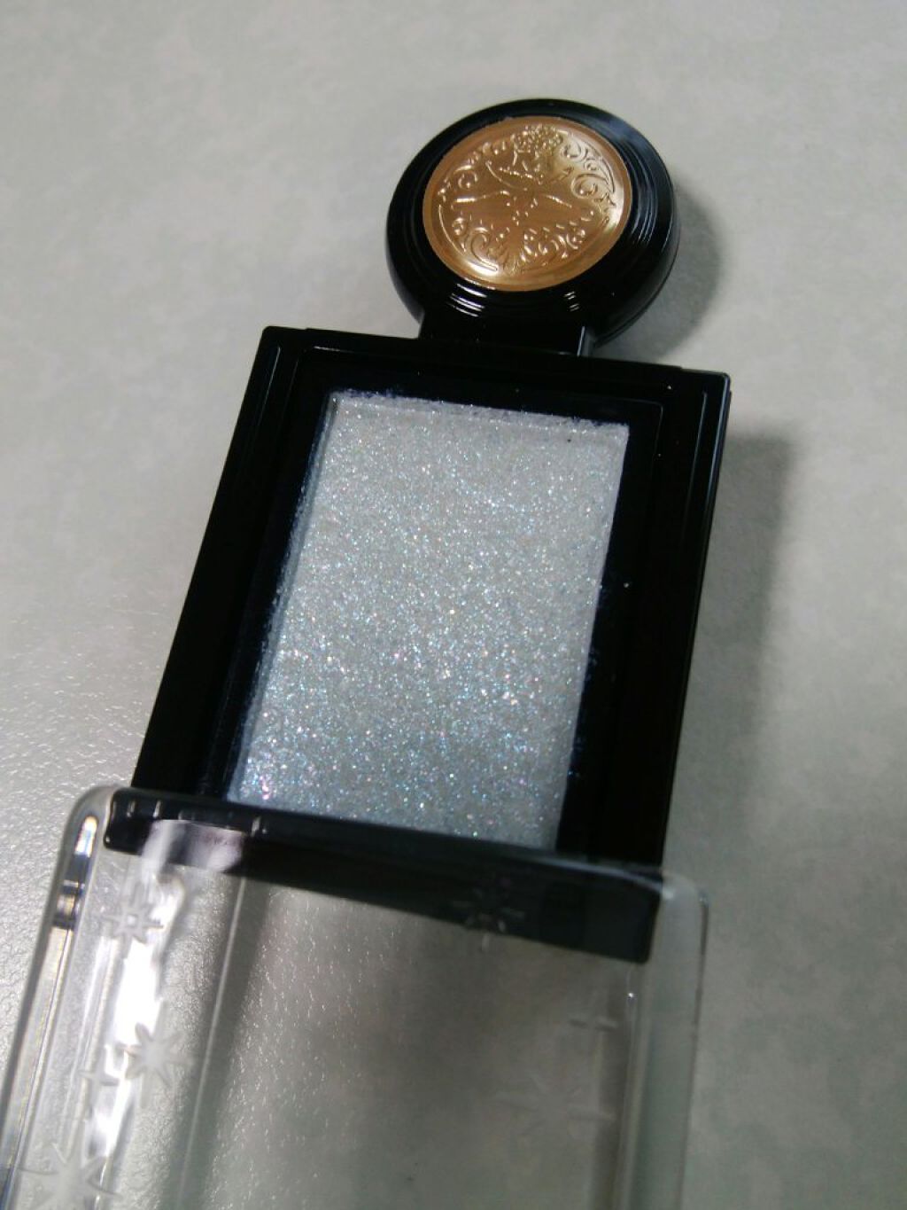 シャドーカスタマイズ/MAJOLICA MAJORCA/単色アイシャドウを使ったクチコミ(2枚目)