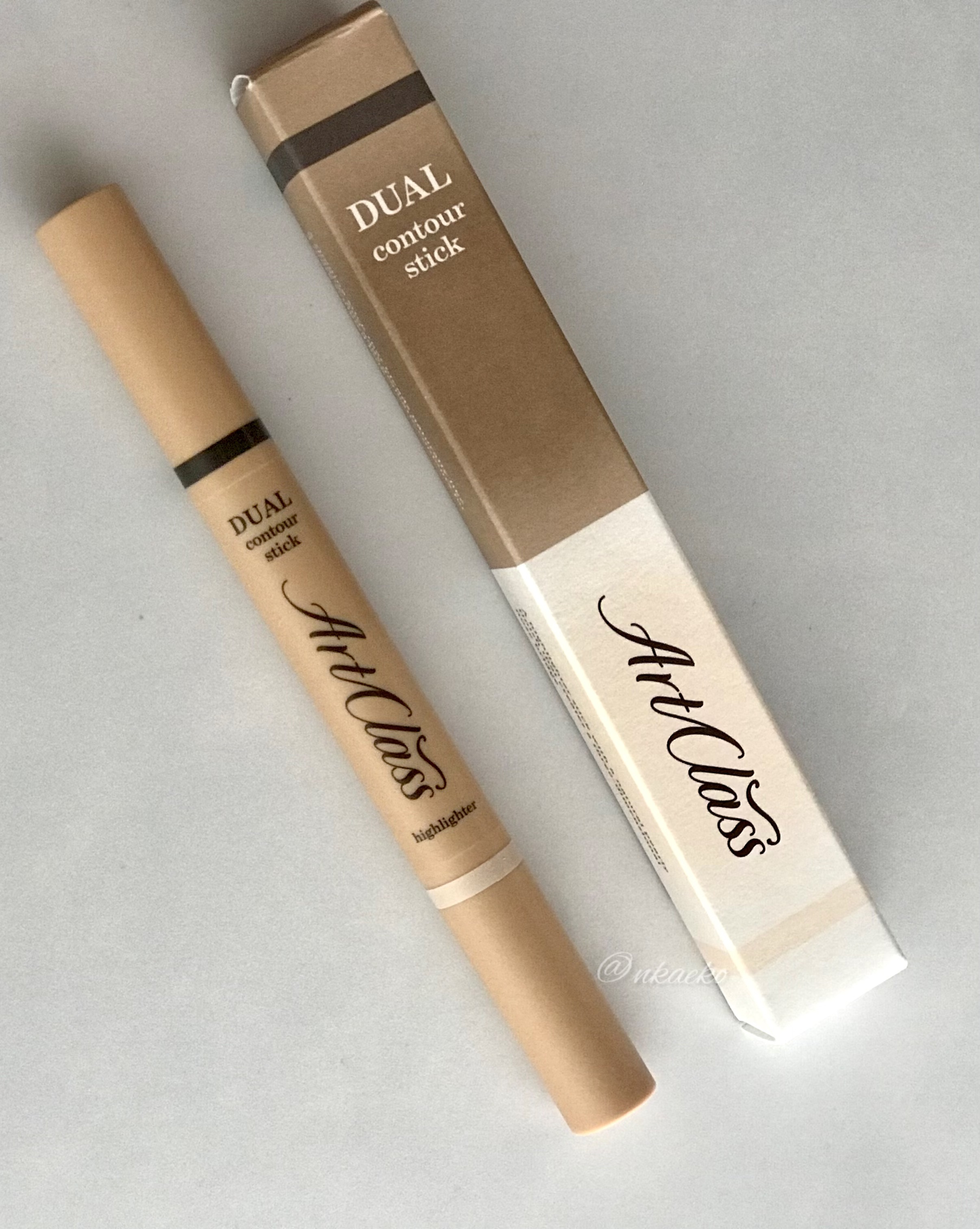 アートクラス デュアル コントゥアスティック/too cool for school/シェーディングを使ったクチコミ（3枚目）