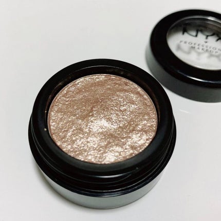 NYX Professional Makeup フォイルプレイ クリームアイシャドウのクチコミ「商品名💄
NYX
フォイルプレイクリームアイシャドウ
カラー💄
FPCES04..」(3枚目)