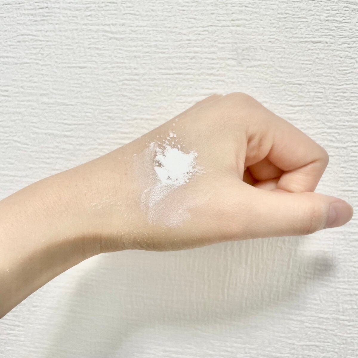 フィニッシングパウダー マット/チャコット・コスメティクス/ルースパウダーを使ったクチコミ(3枚目)
