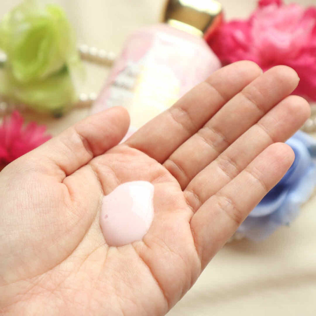 フレグランスマッサージミルク ピカケ アウリィ/OHANA MAHAALO/ボディミルクを使ったクチコミ（3枚目）