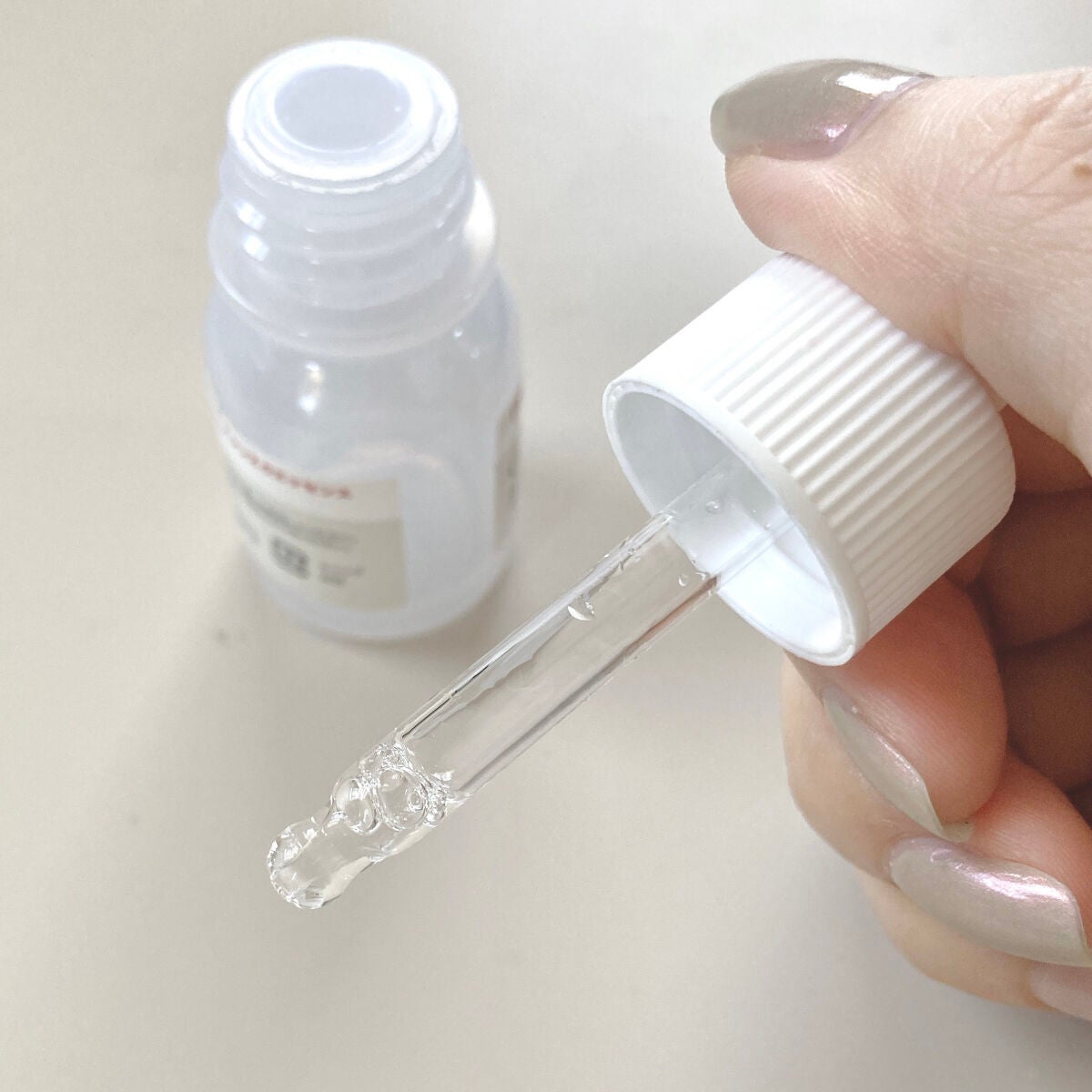 ガラクナイアシン2.0エッセンス/manyo/美容液を使ったクチコミ(4枚目)