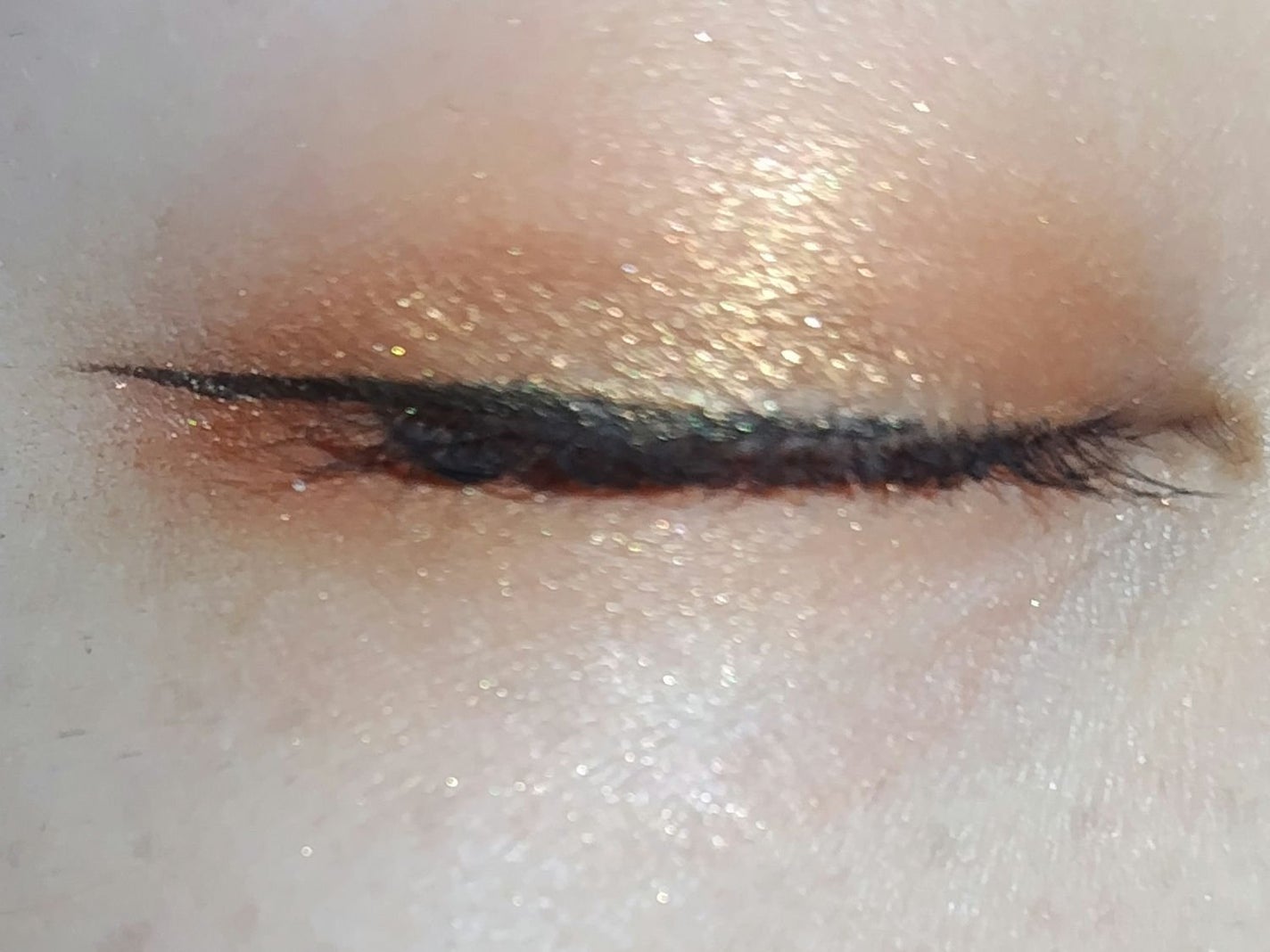 シャドーカスタマイズ/MAJOLICA MAJORCA/単色アイシャドウを使ったクチコミ(4枚目)