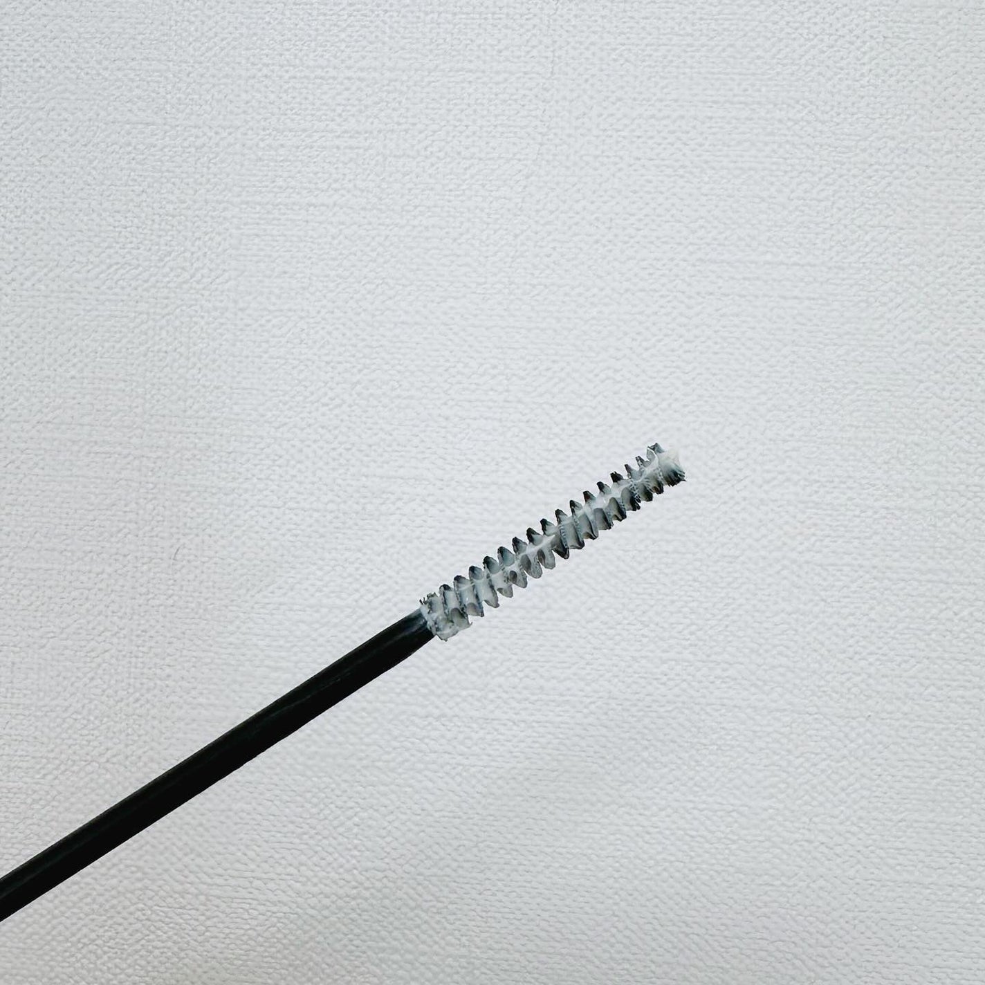 fuzukiフォロバ♡ on LIPS 「もう夜だけじゃ…、物足りなぁ〜い!w24時間まつ毛ケアしたいか..」(4枚目)