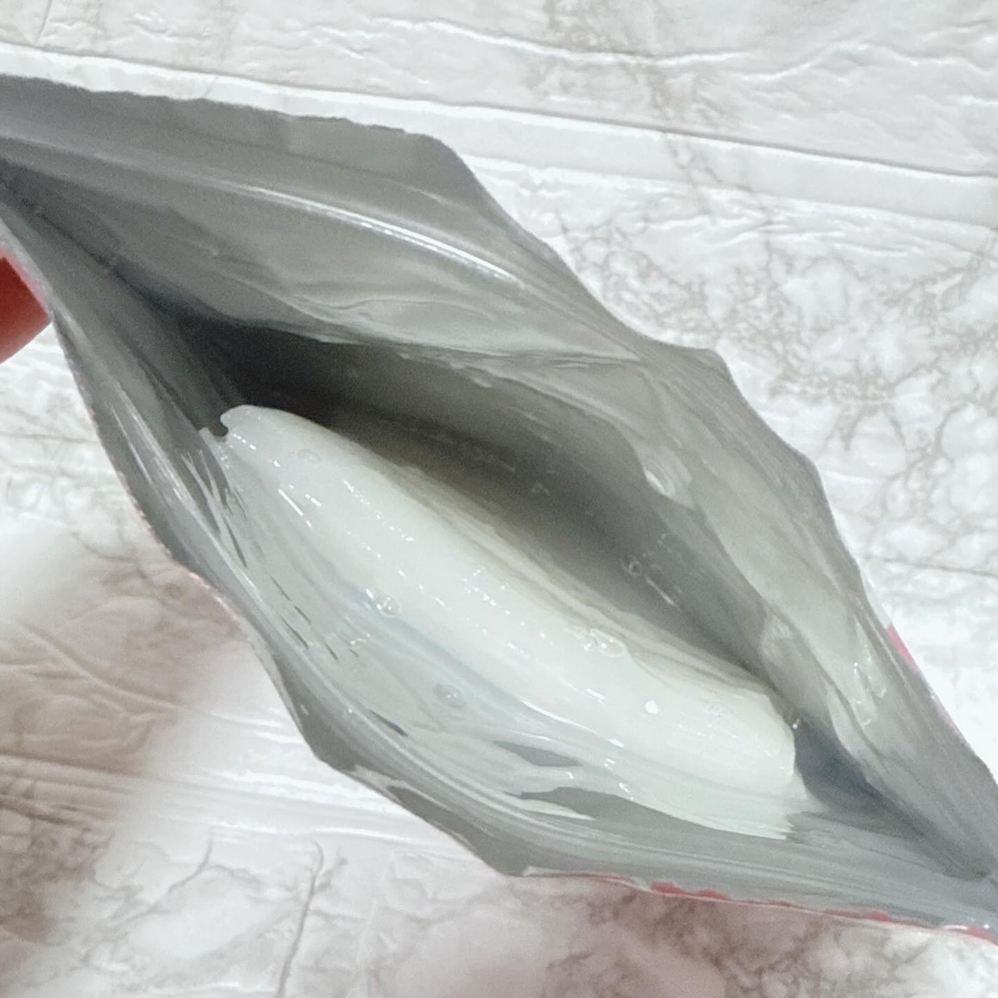 リジュオンリペアエッセンスマスク/ピュレア/シートマスク・パックを使ったクチコミ(4枚目)