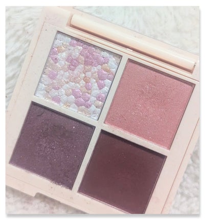 レブロン ダズル アイシャドウ クアッド/REVLON/アイシャドウパレットを使ったクチコミ(3枚目)