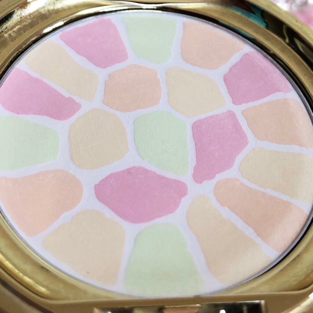 ラ プードル オートニュアンス/Elégance/プレストパウダーを使ったクチコミ(2枚目)