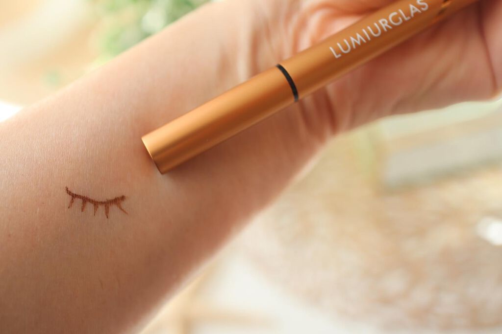 スキルレスライナー/LUMIURGLAS/リキッドアイライナーを使ったクチコミ(4枚目)