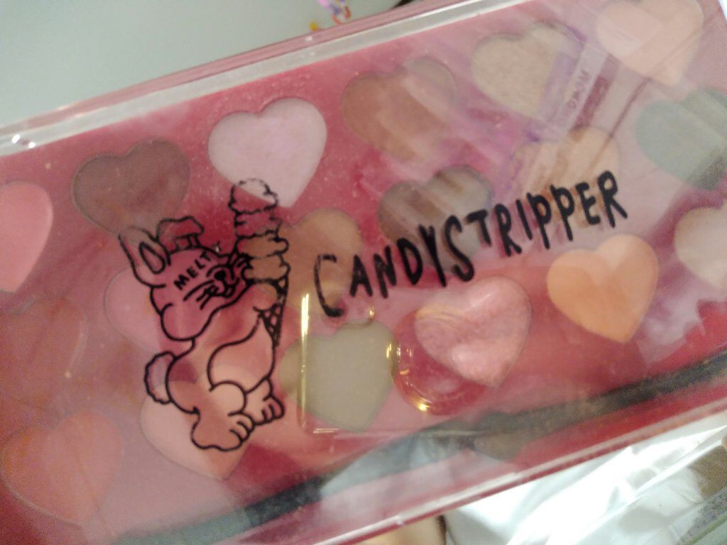 0318chino on LIPS 「これはPopteenの付録なんだけど、めちゃくちゃ色があってオ..」(1枚目)