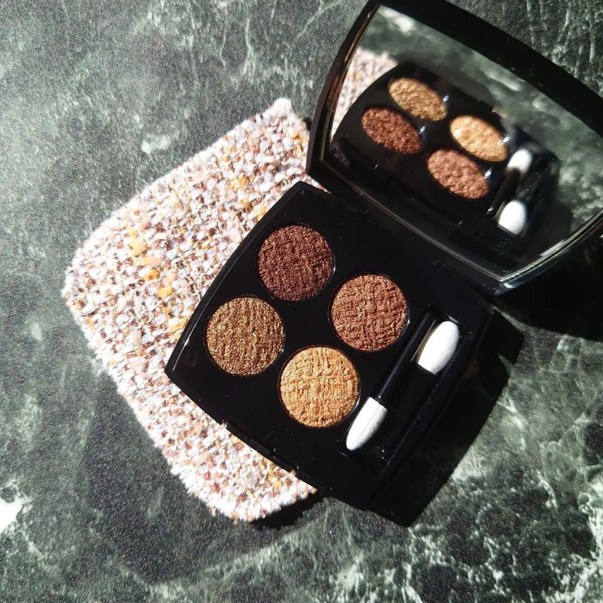 レ キャトル オンブル ツイード/CHANEL/アイシャドウパレットを使ったクチコミ(3枚目)