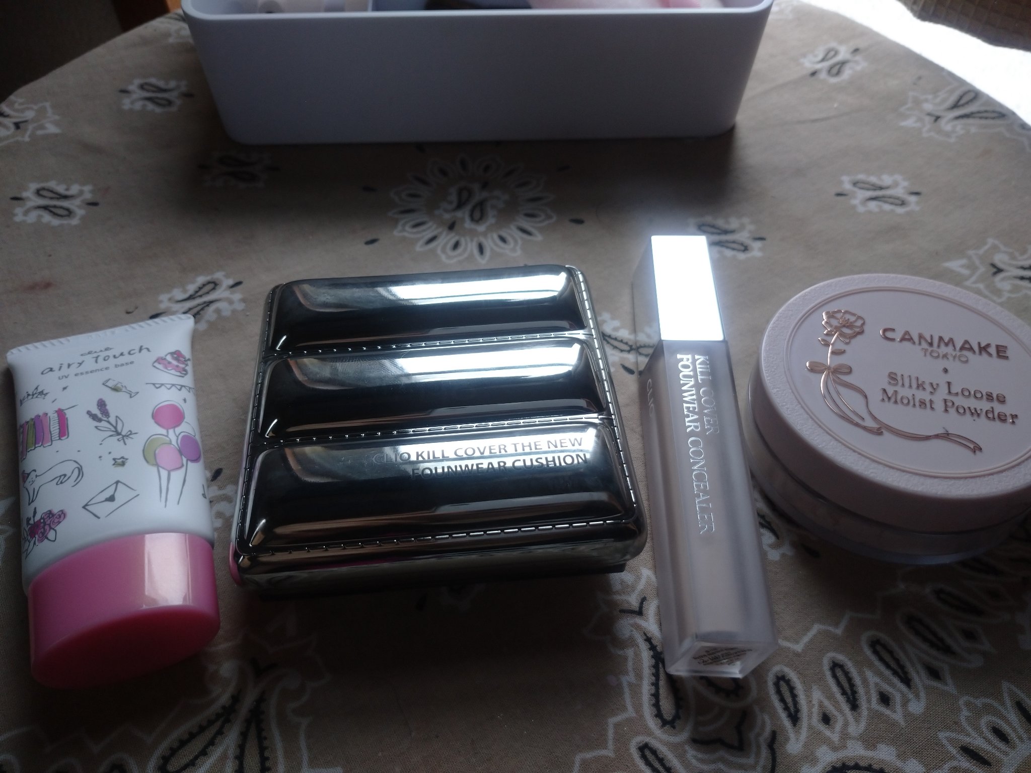 エアリータッチ ポアカバープライマー/クラブ/化粧下地を使ったクチコミ（1枚目）