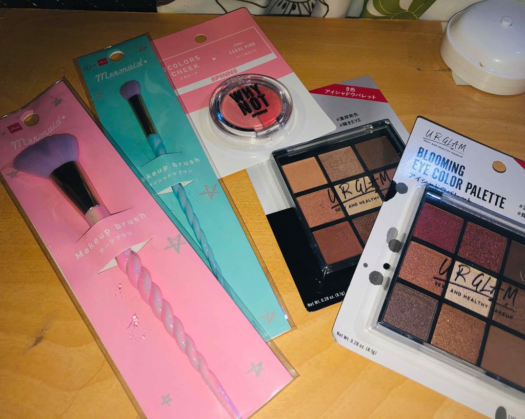 UR GLAM BLOOMING EYE COLOR PALETTE/U R GLAM/アイシャドウパレットを使ったクチコミ(1枚目)