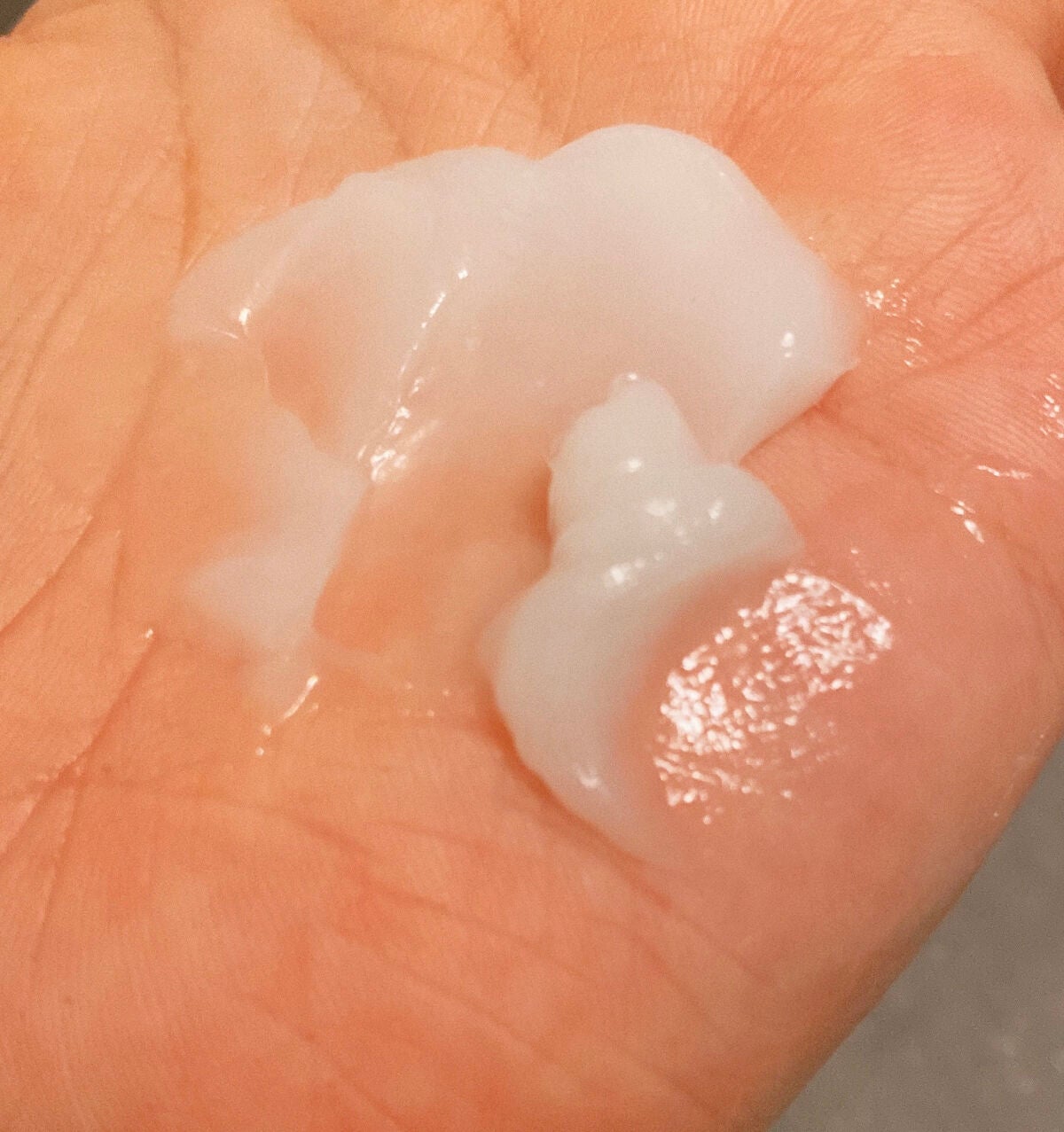 ザビューティ 髪のキメ美容素髪を守る バリアシャンプー/コンディショナー/エッセンシャル/シャンプー・コンディショナーを使ったクチコミ(4枚目)