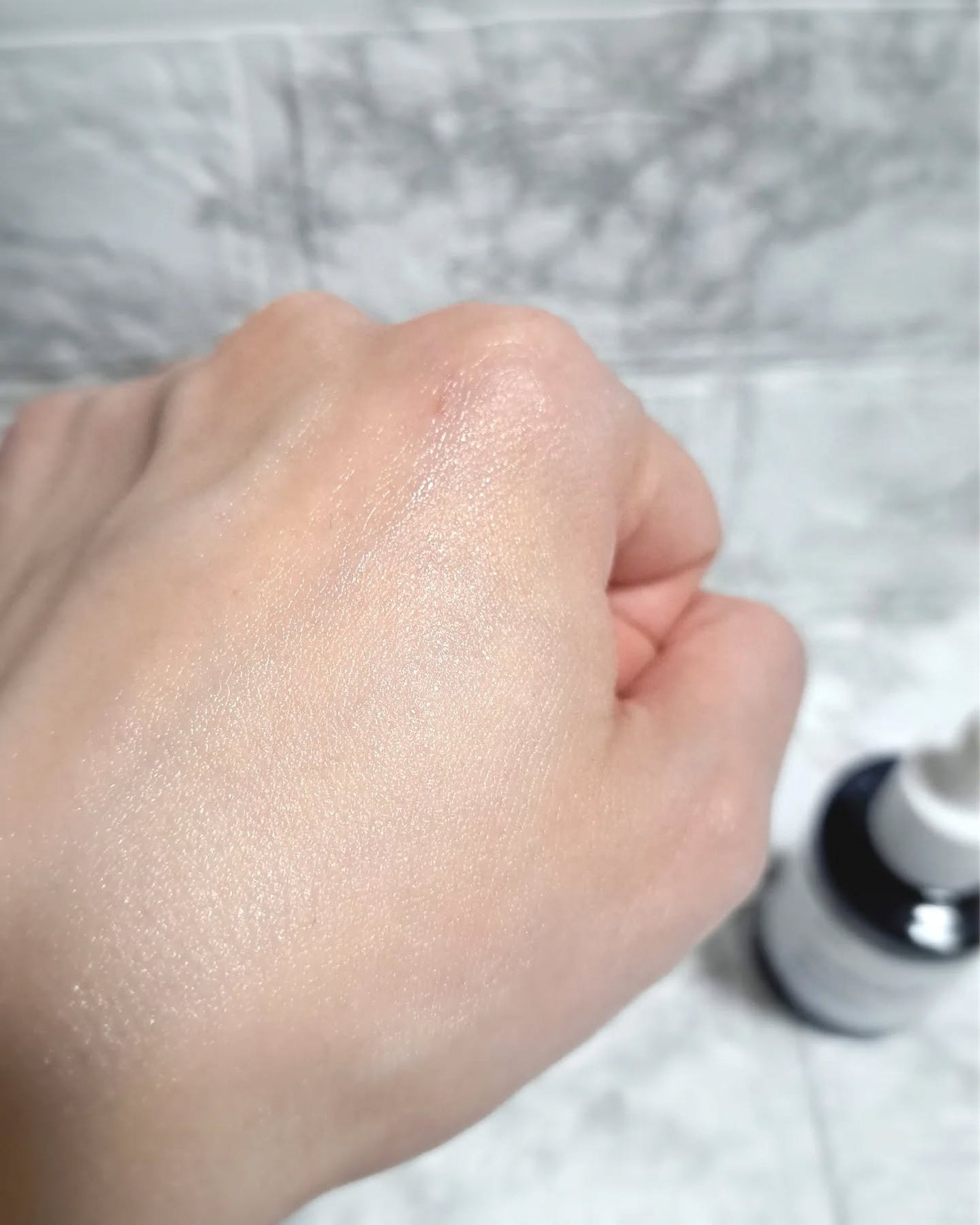 cotonaga on LIPS 「medicube様よりゼロ毛穴1dayセラムをモニター提供でお..」(5枚目)