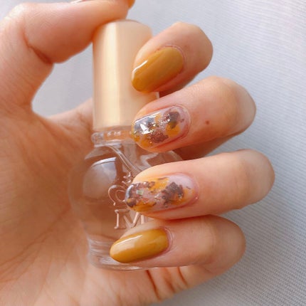 カラフルネイルズ/キャンメイク/マニキュアを使ったクチコミ(2枚目)