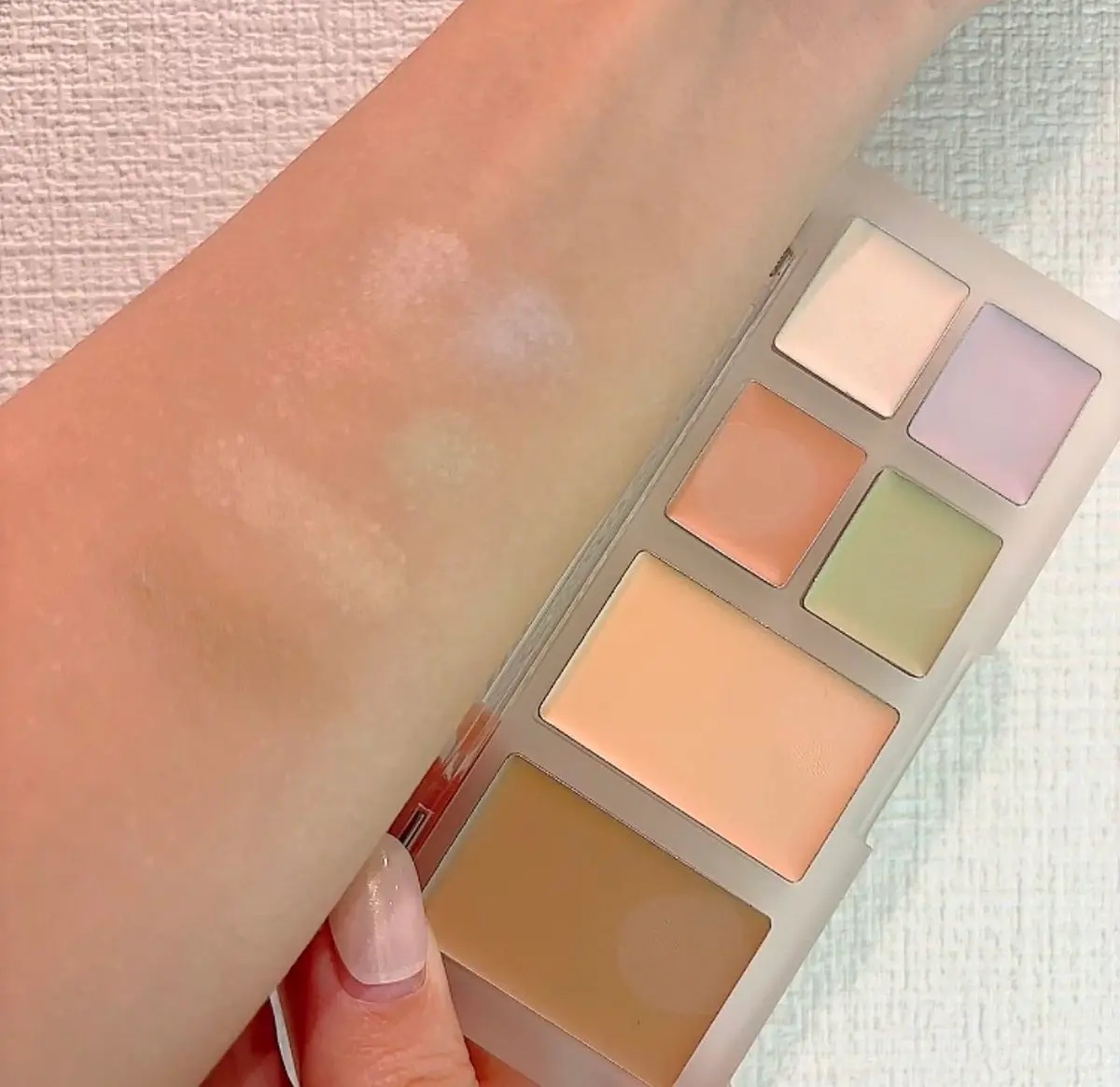 ブリージングコンシーラーパレット/Healus/パレットコンシーラーを使ったクチコミ（3枚目）