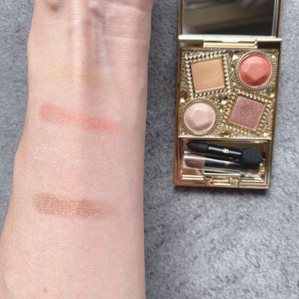 エレガンス コフレ パルボヌール/Elégance/メイクアップキットを使ったクチコミ(2枚目)