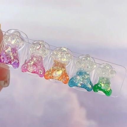 なかやまちえこ on LIPS 「色が変わるくま🐻❄️365日ネイル178日め⠀⠀@aby_s..」(4枚目)