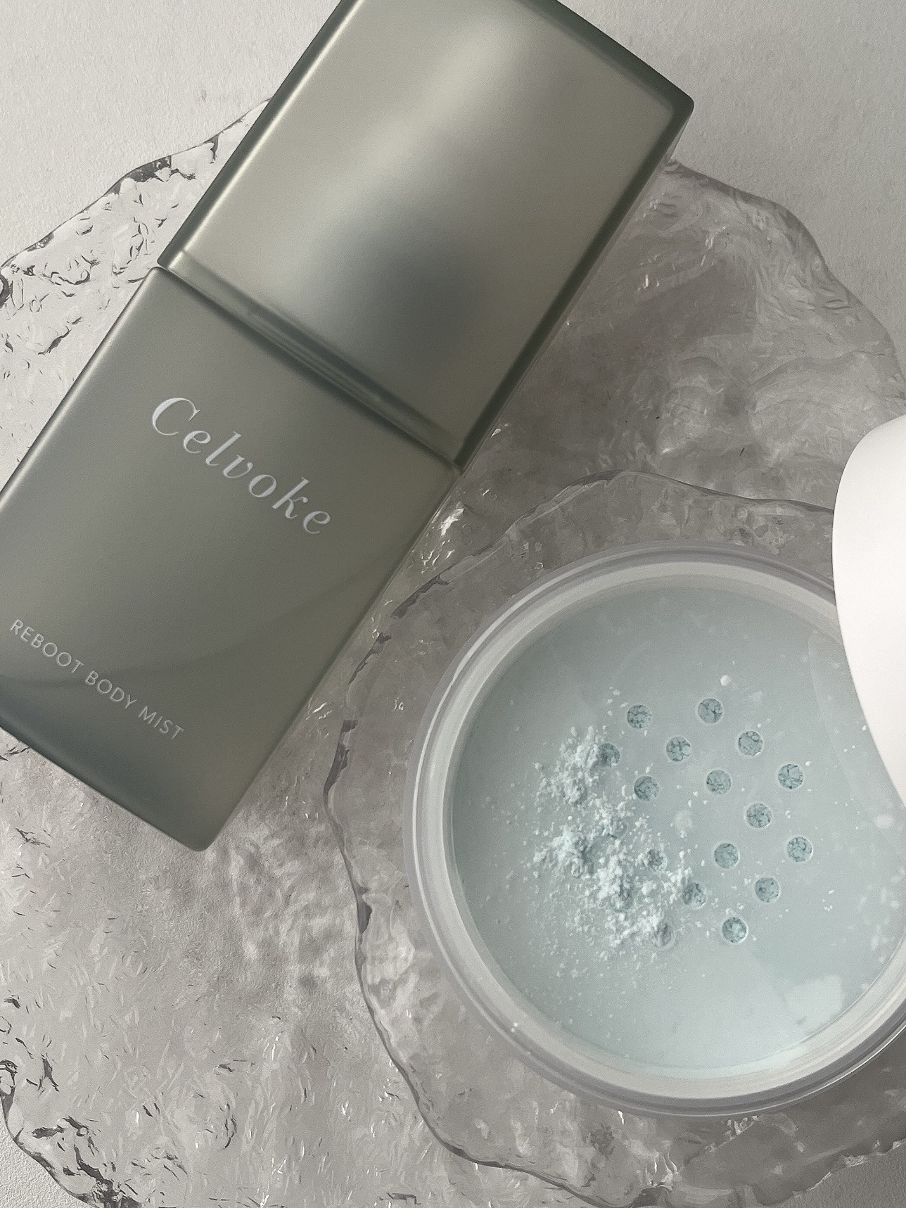 セルヴォーク リブート ボディミスト N Dawn Forest/Celvoke/ボディローションを使ったクチコミ（1枚目）
