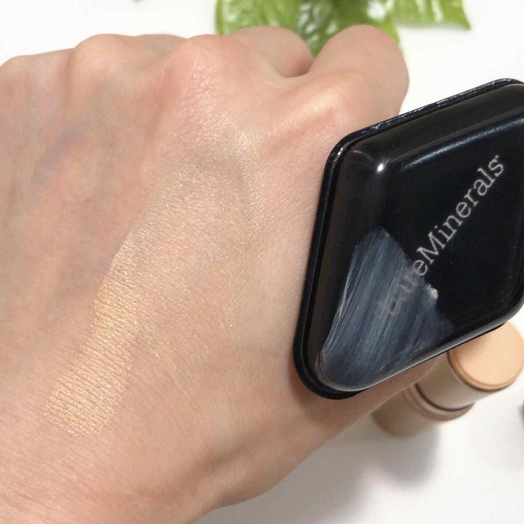 CR ハイドレイティング ファンデーション スティック/bareMinerals/その他ファンデーションを使ったクチコミ（3枚目）