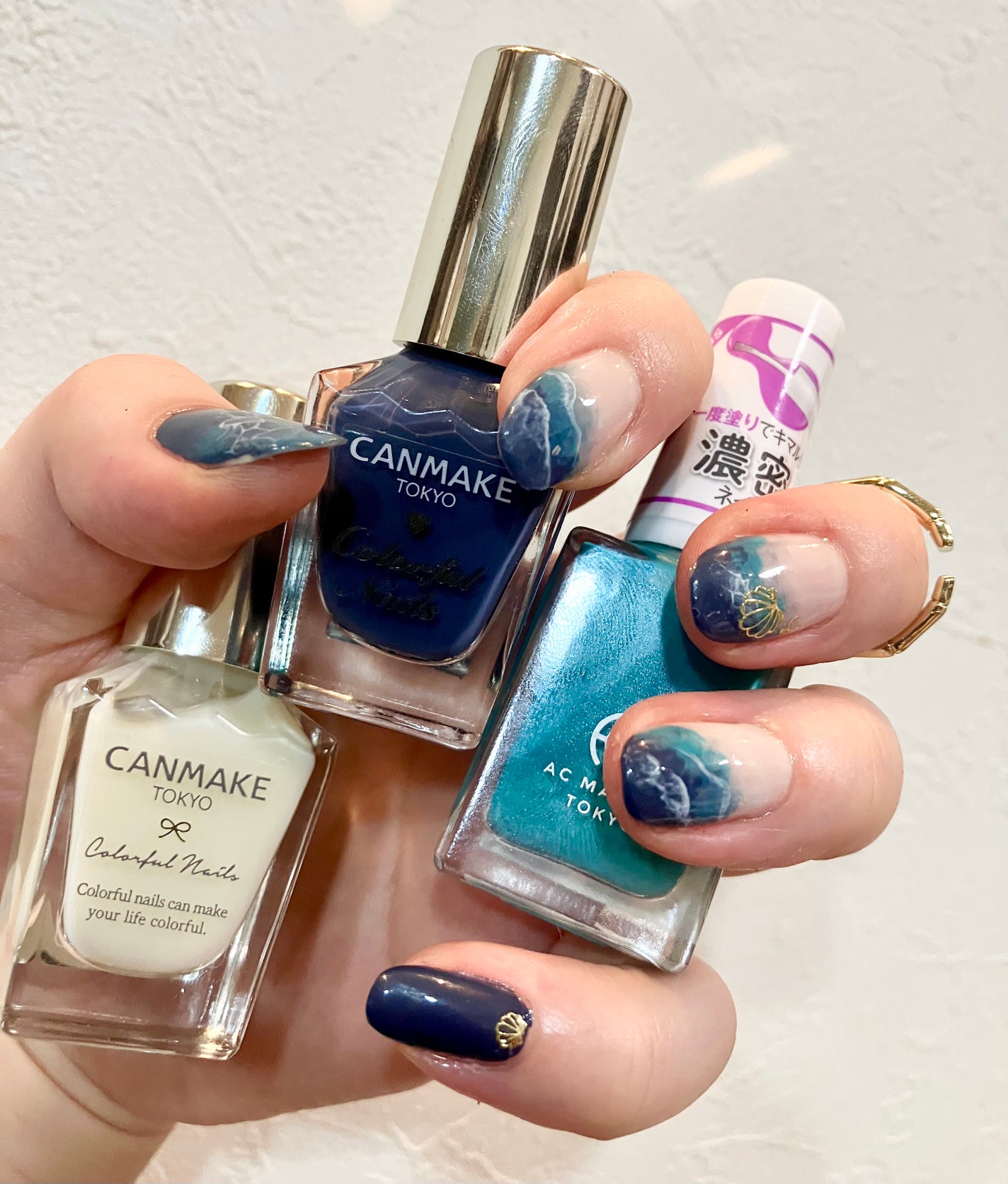 カラフルネイルズ/キャンメイク/マニキュアを使ったクチコミ(3枚目)
