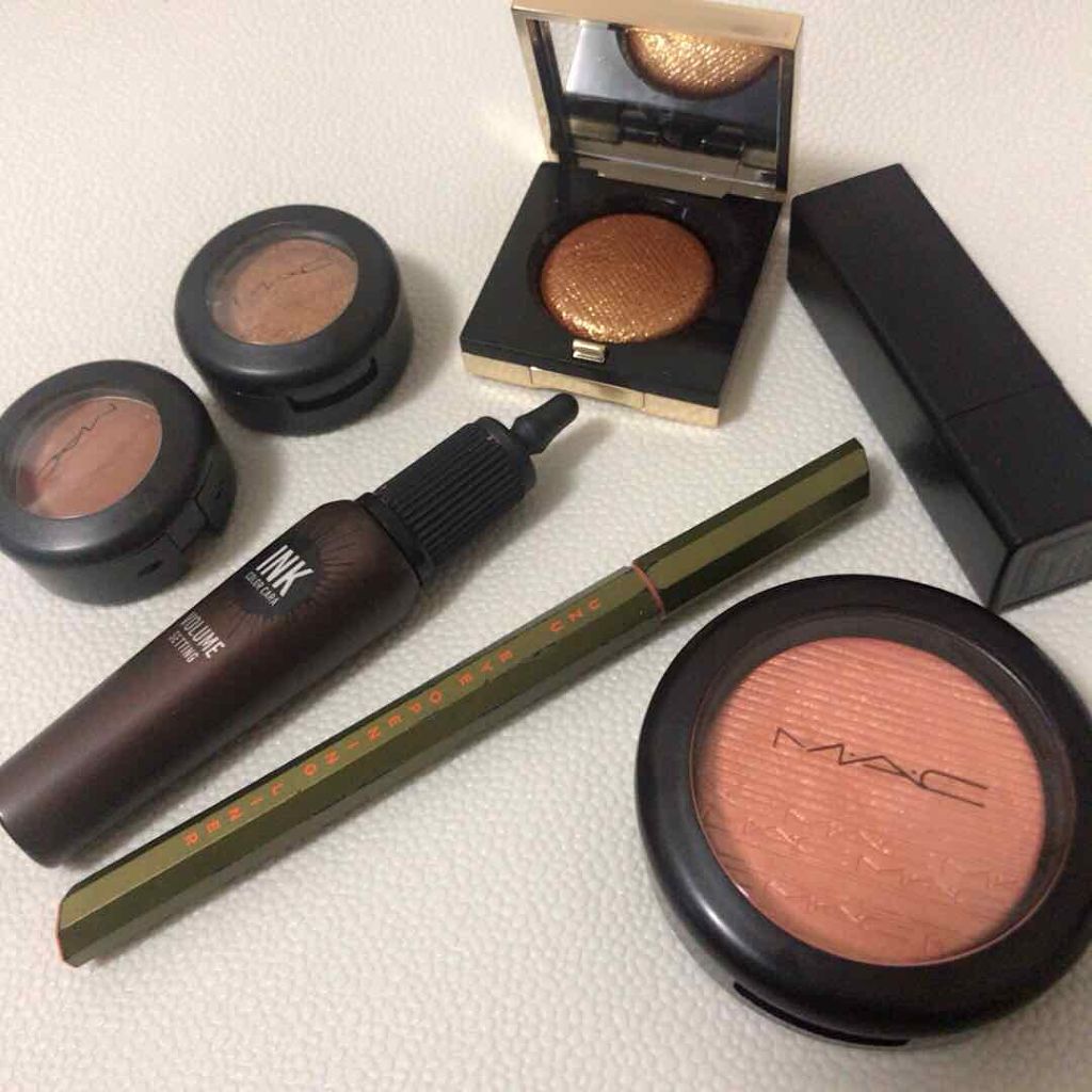 スモール アイシャドウ/M・A・C/単色アイシャドウを使ったクチコミ(3枚目)