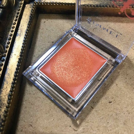 プリズム パウダーアイカラー/リンメル ロンドン/単色アイシャドウを使ったクチコミ(2枚目)