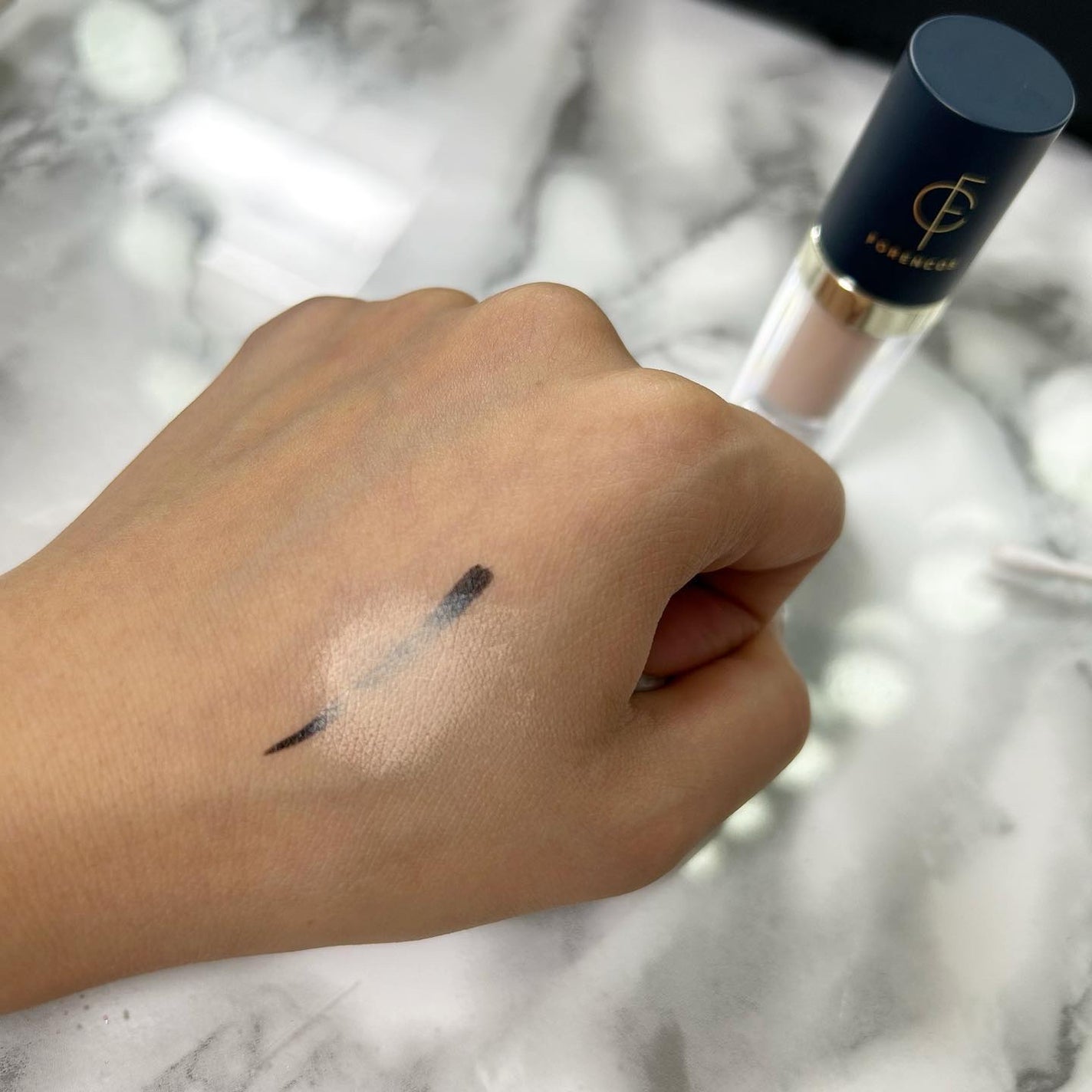タトゥーウォータープルーフスカーコンシーラー/フォレンコス/リキッドコンシーラーを使ったクチコミ(3枚目)